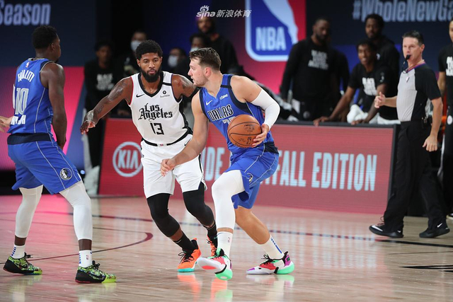 限于防守 限于防守